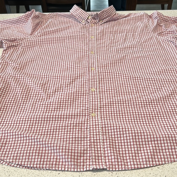 Basic Editions short sleeve button down shirt. - Picture 6 of 8